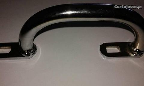 Pega lateral cromada XF 17- 21
