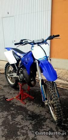 Yamaha YZ 125