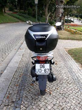 Honda vison 110 com apenas 900KM (2018)