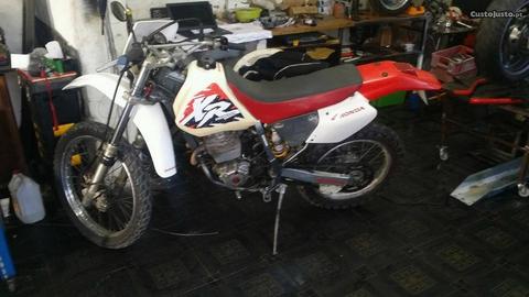 Honda xr250r