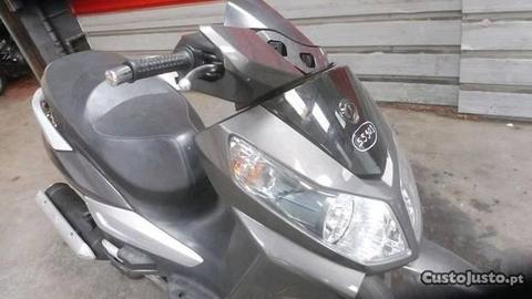 Scooter Sym citycom 300i ano 2009 com 7650km