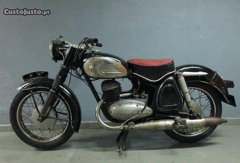 Motociclo DKW RT 250S de 1956
