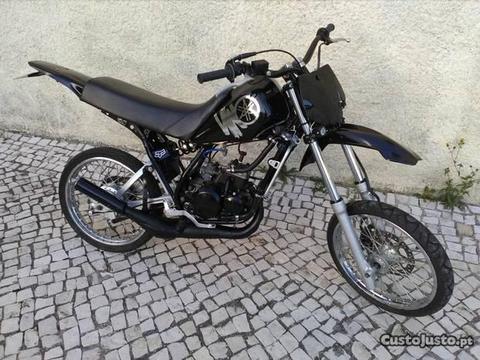 Yamaha DT 50 LCD ( rodas 17/17 legais )