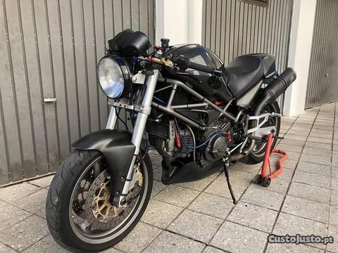 Ducati Monster 900 i.e. S full carbono