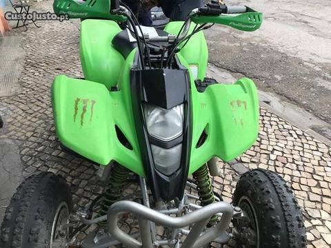 moto 4 Kawasaki