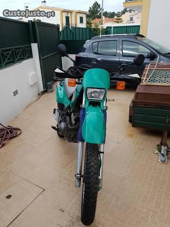 XT600E 3tb verde 1993