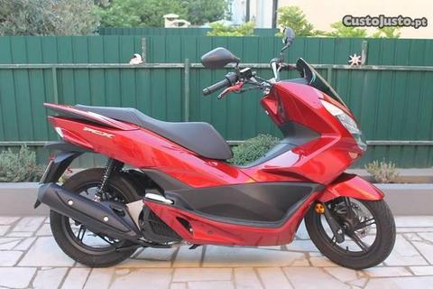 Honda Pcx ( Estado Novo )