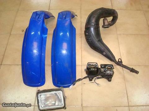 Yamaha DTR 125 - Farol