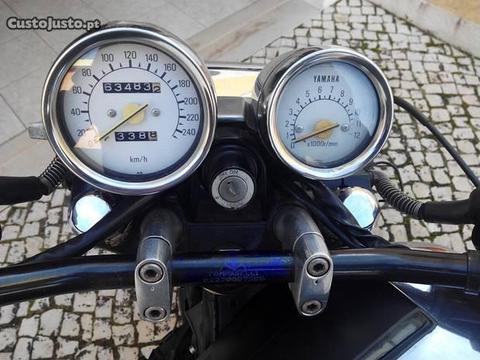 Yamaha FZX 750 cc