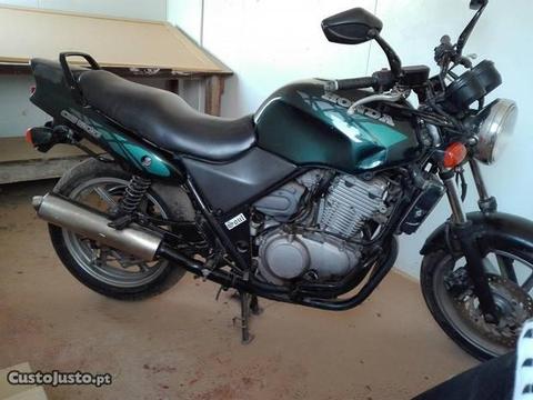 Mota Disponível CB500