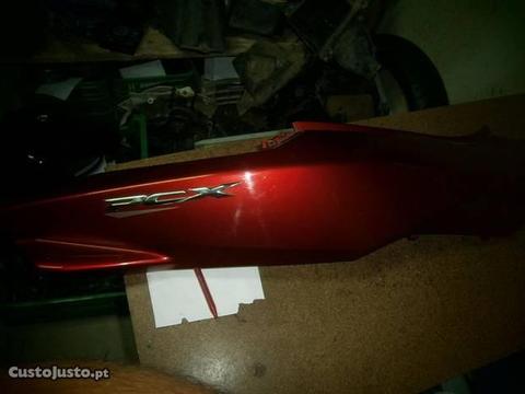 plástico honda pcx 125 2014 direita