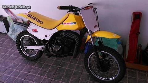 Suzuki 80 Ds Moto / motocross criança
