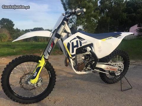 Husqvarna FC 450 2018 como nova - MATRICULADA