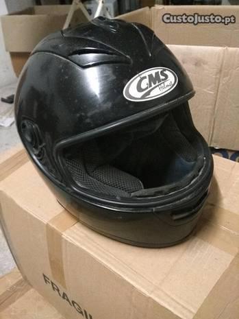 Capacete cms