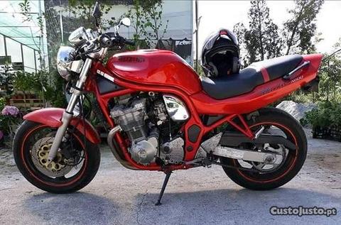 Moto Suzuki Bandit 600cc