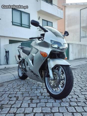 VFR 800 fi 1998 para peças