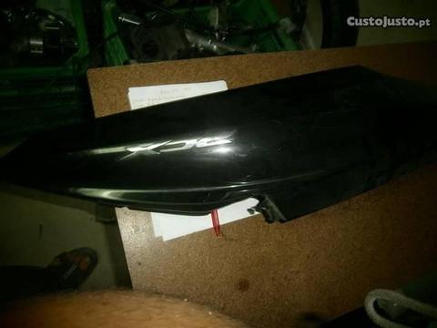 lateral esquerda pcx 125 2011