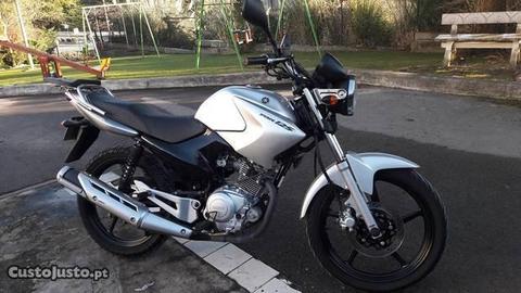 Yamaha YBR125cc 2010 - Aceito Troca Moto