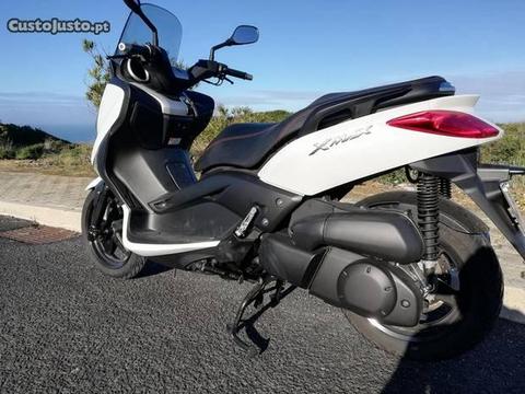 Yamaha YP250R