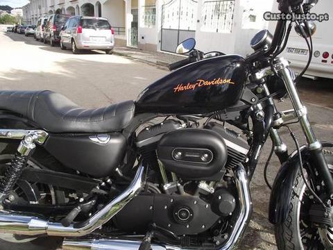 Semi Nova / Garagem Harley Davidson 883R