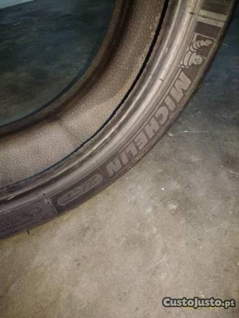 Pneu Michelin Pilot Road 4 GT 190/55/17