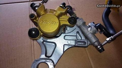 Bomba traseira completa de Honda CBR 900 RR 2002