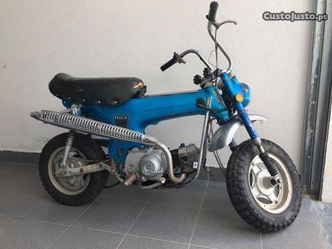 Honda CT70 Dax ( Monkey)