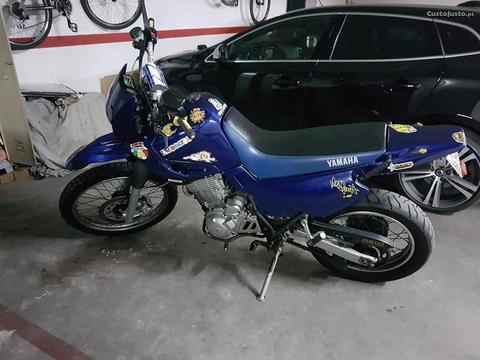 Yamaha xt600