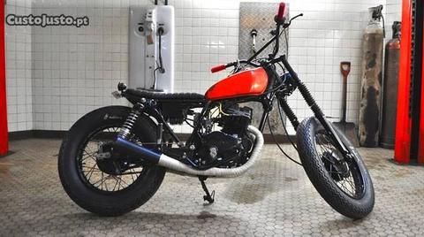 Honda CM 125, projecto para café racer