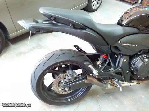 Honda hornet akrapovic