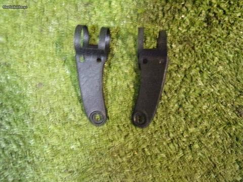 suporte em preto de farol famel xf.17 origem